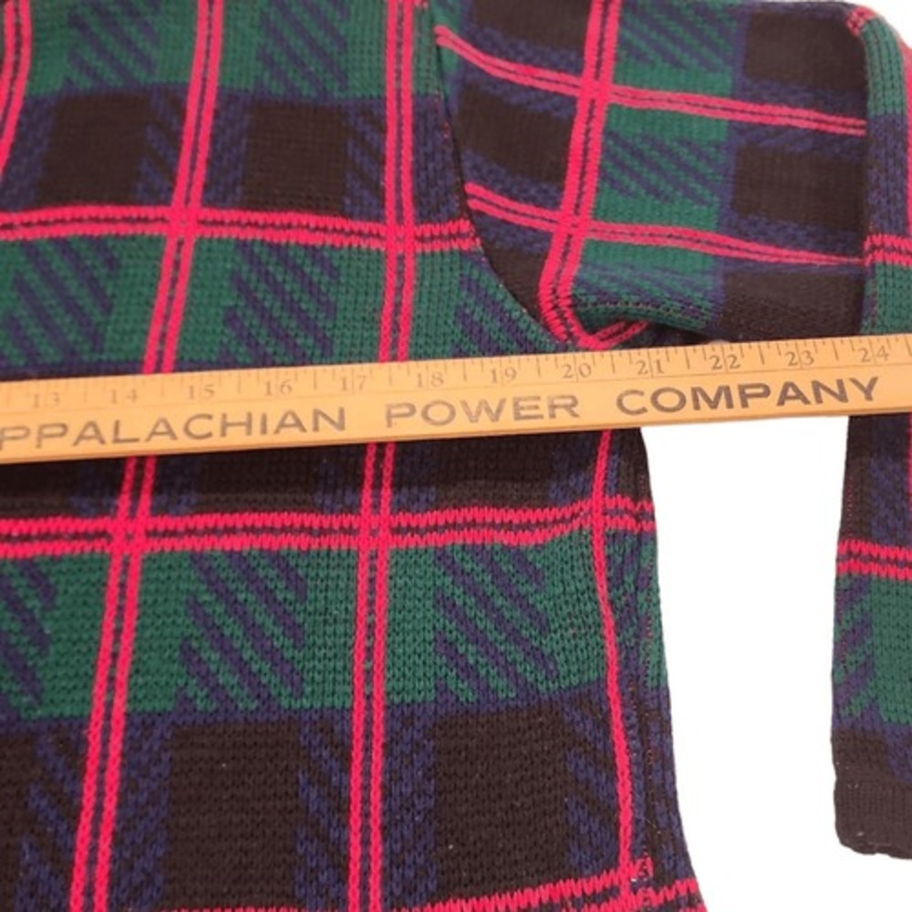Vintage Tally-Ho Plaid Cardigan Sweater Medium Red Green Blue Crest Buttons 90s - Picture 7 of 12